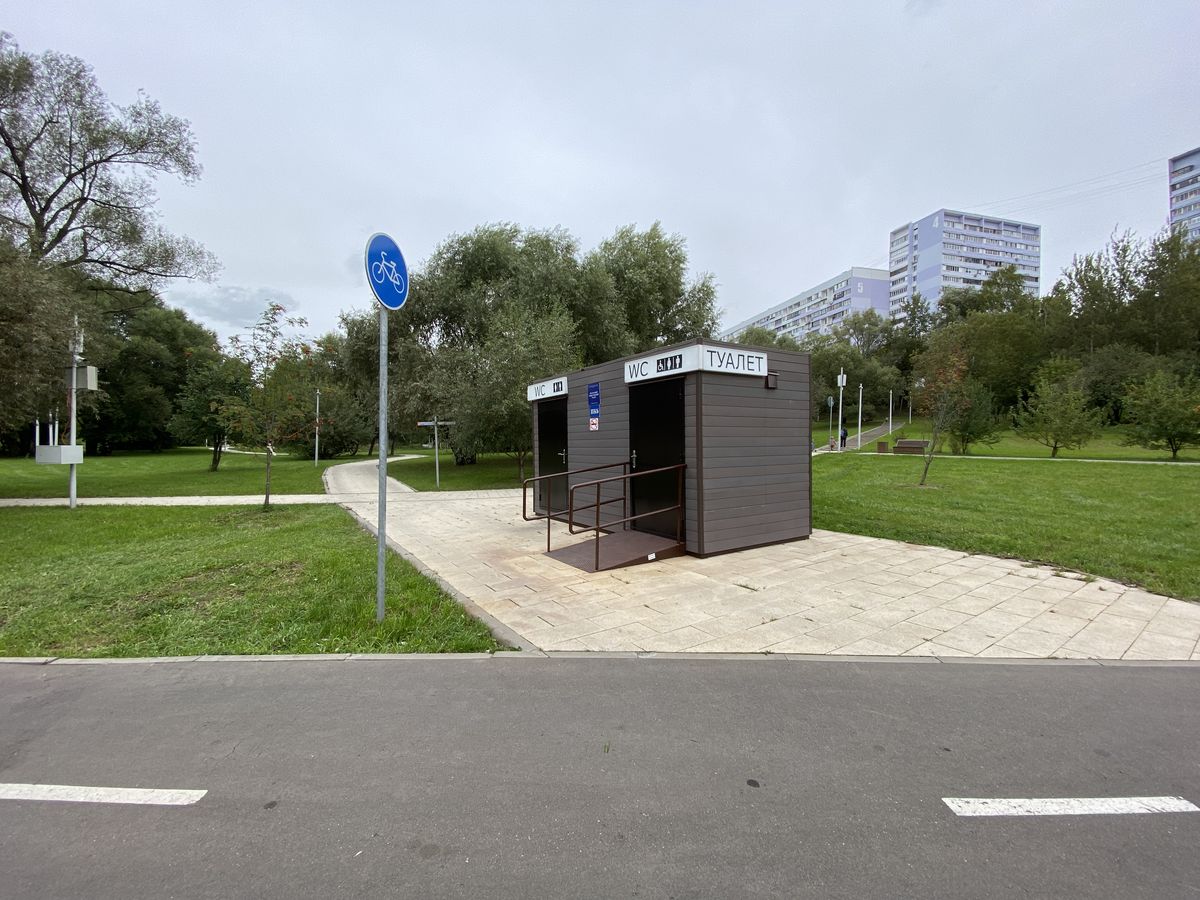 6 новых теплых туалетов появилось в Парке Капотня г. Москва 6 новых теплых туалетов появилось в Парке Капотня г. Москва
